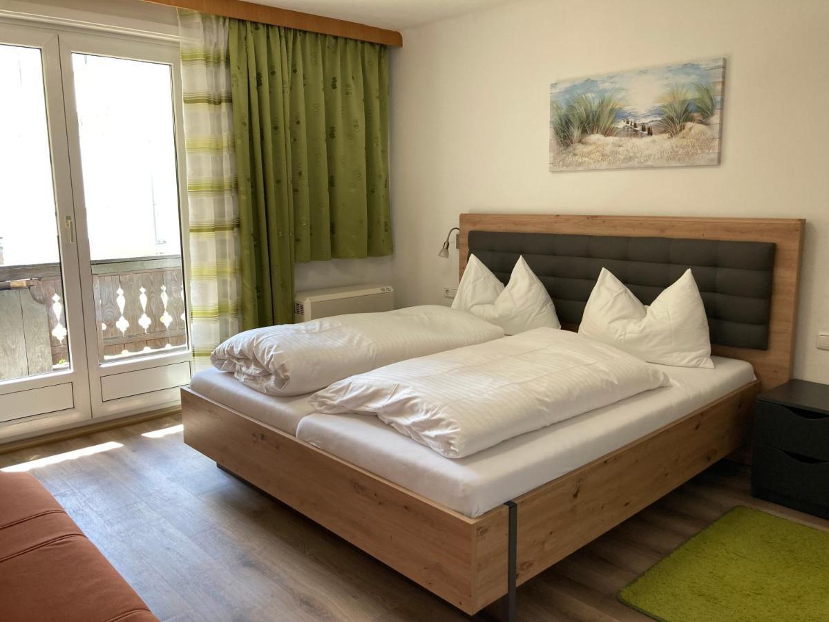 Hotel Seerose Wolfgangsee Sankt Wolfgang im Salzkammergut Quarto foto